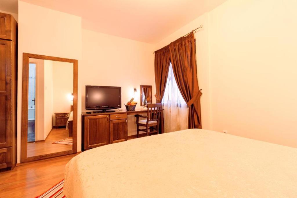 Downtown Rooms นิส ภายนอก รูปภาพ