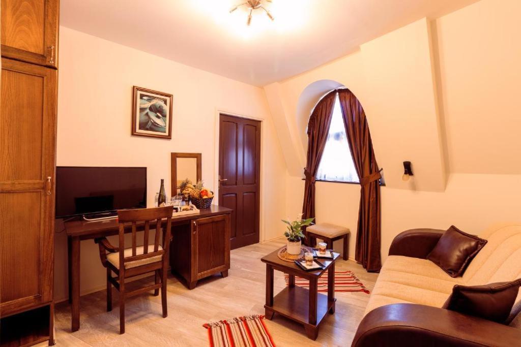 Downtown Rooms นิส ภายนอก รูปภาพ