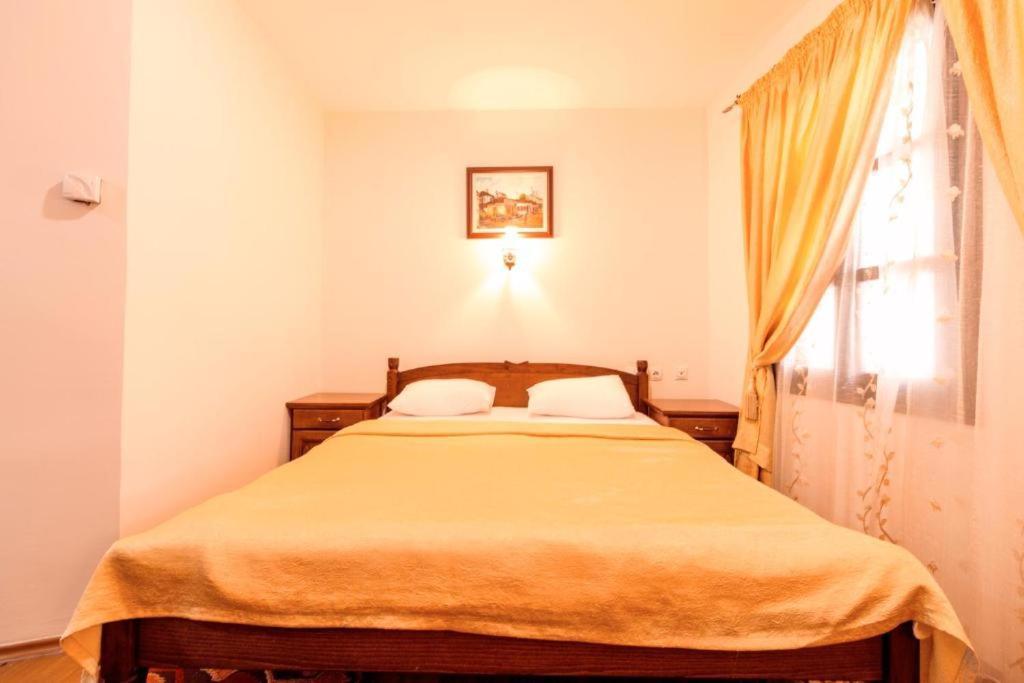 Downtown Rooms นิส ภายนอก รูปภาพ